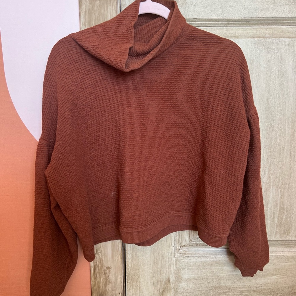 XS/S Lululemon clay sweater